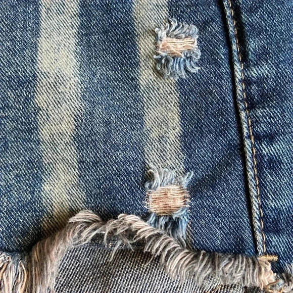 Free People| Striped Jeans Shorts - Picture 4 of 8